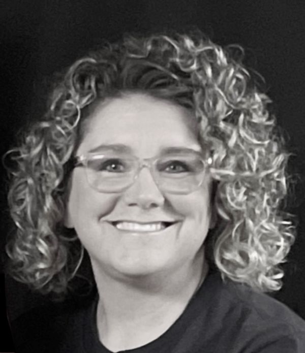 Rhoni Firby Headshot.jpg
