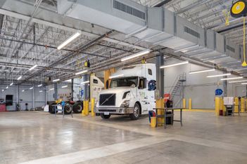 Medium/Heavy Truck at PIE Center