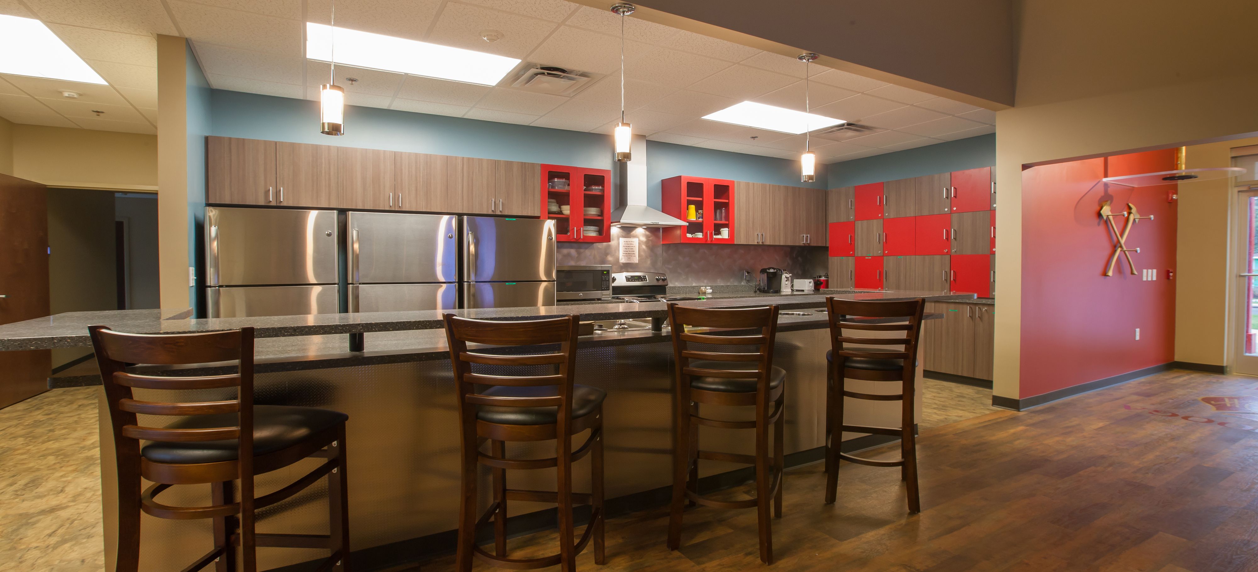 From municipal architecture that houses local agencies to county and state spaces that are certified LEED, our team of experienced professionals will come together to design a space that meets all your government needs.