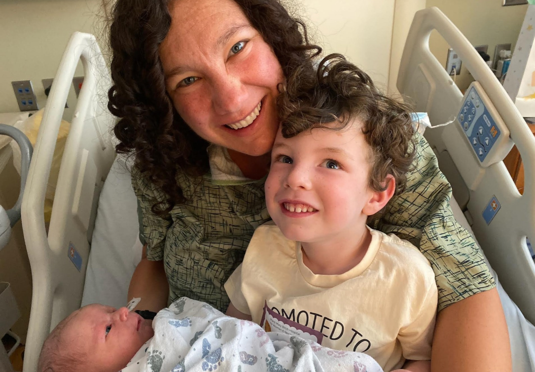 WEBSITE_ MOM OF THE MONTH.png