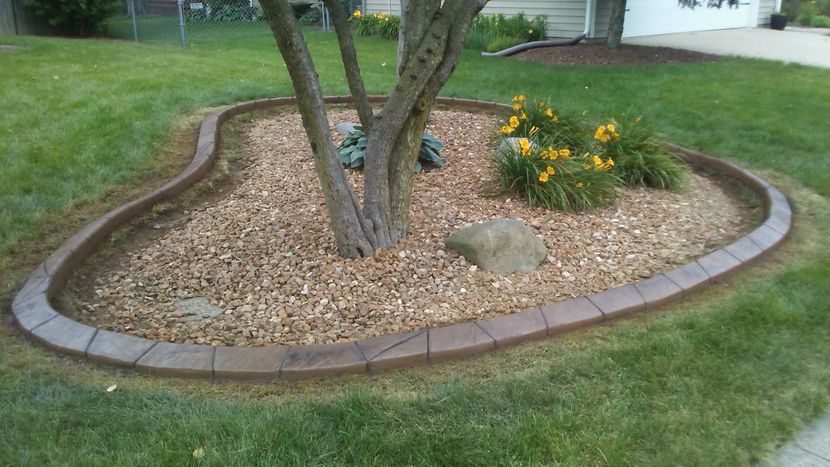 Gallery - Concrete Flower Bed Curbing & Landscape Edging - Border Magic