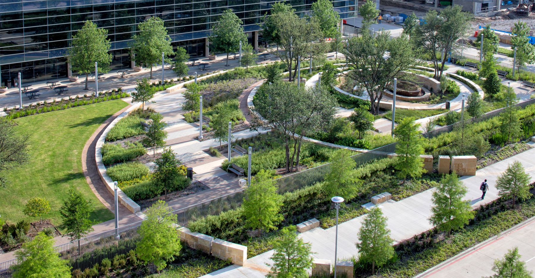 THE NEW PARKLAND HOSPITAL