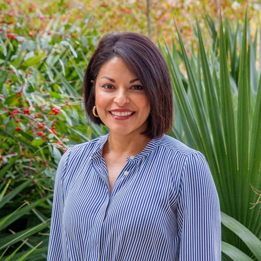 Paula Duran_Headshot.jpg