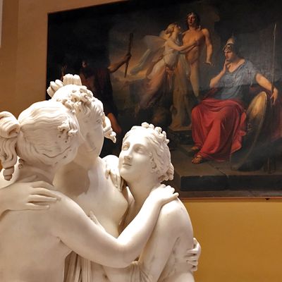 Napoli Archaeological Museum, Three Graces