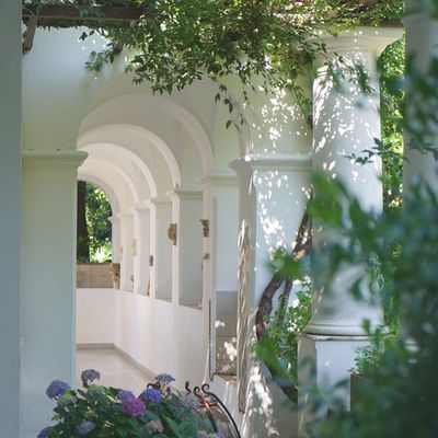 Capri Villa San Michele colonnade