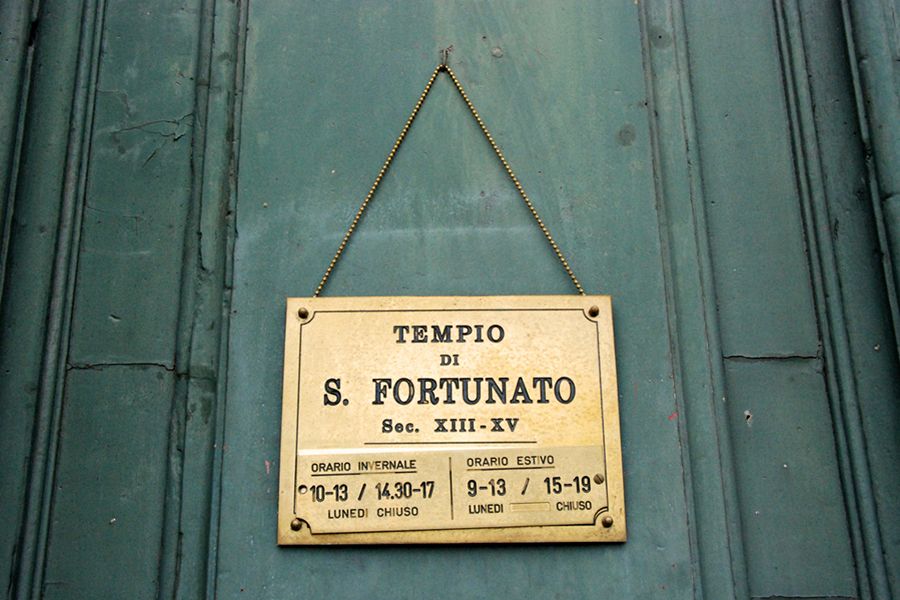 Umbria, San Fortunato.jpg