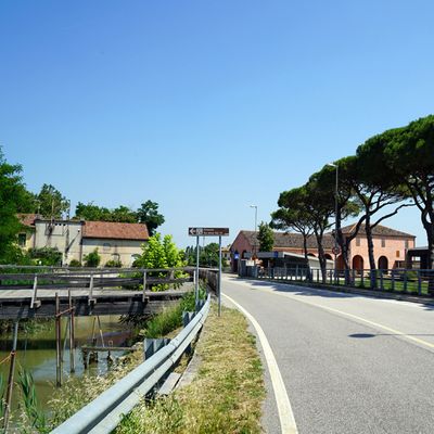 Arriving at Altino