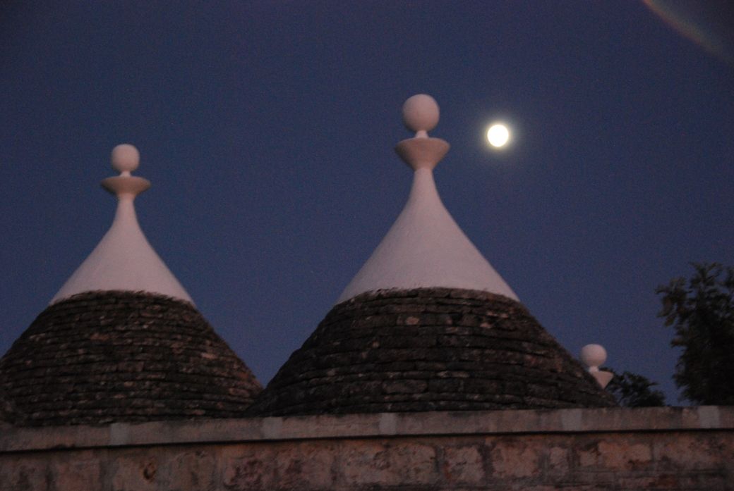 trulli and the moon
