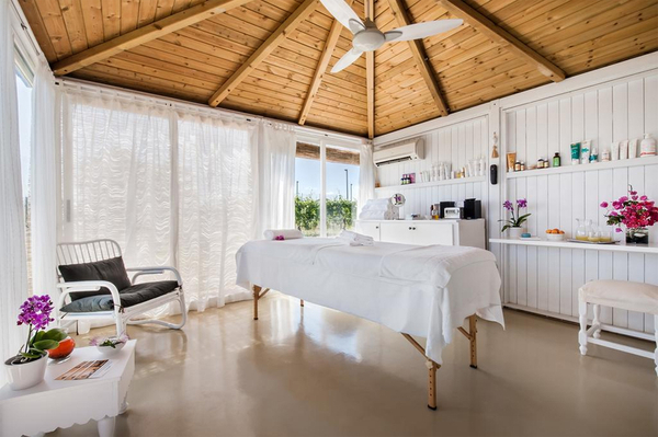 Capofaro spa.jpg