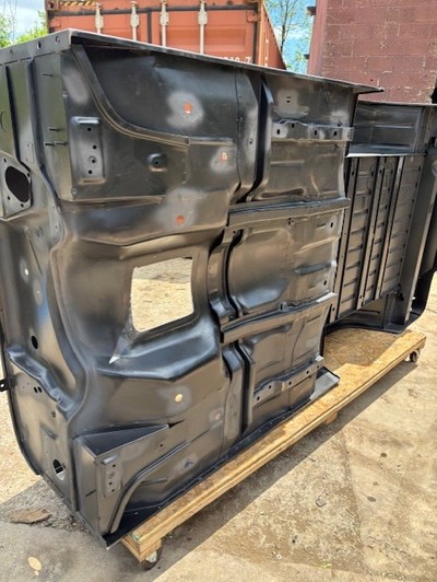 CJ8 Repli-Tub Underside.jpg