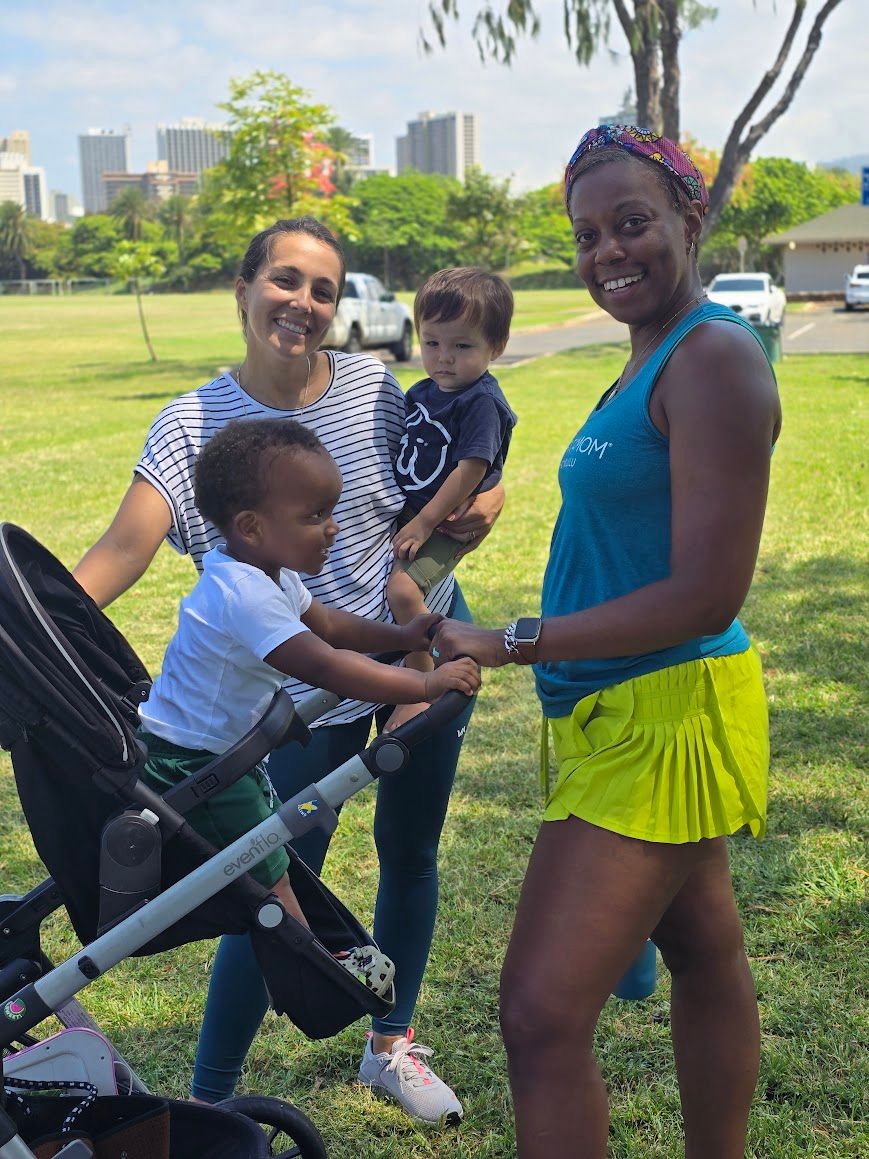 happy honolulu moms group .jpg