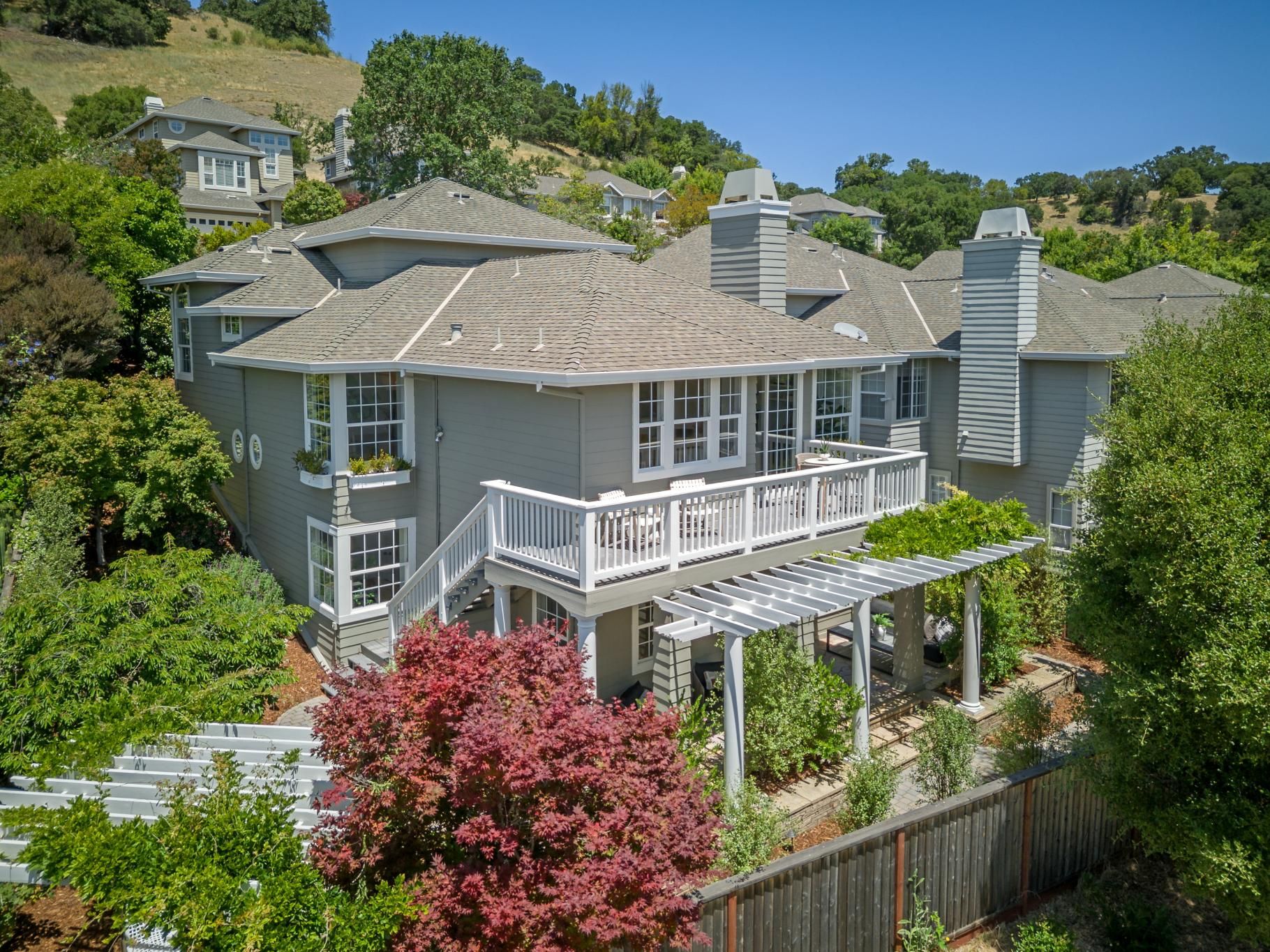 007-83-vista-marin-drive.90416.asl.006.web.jpg