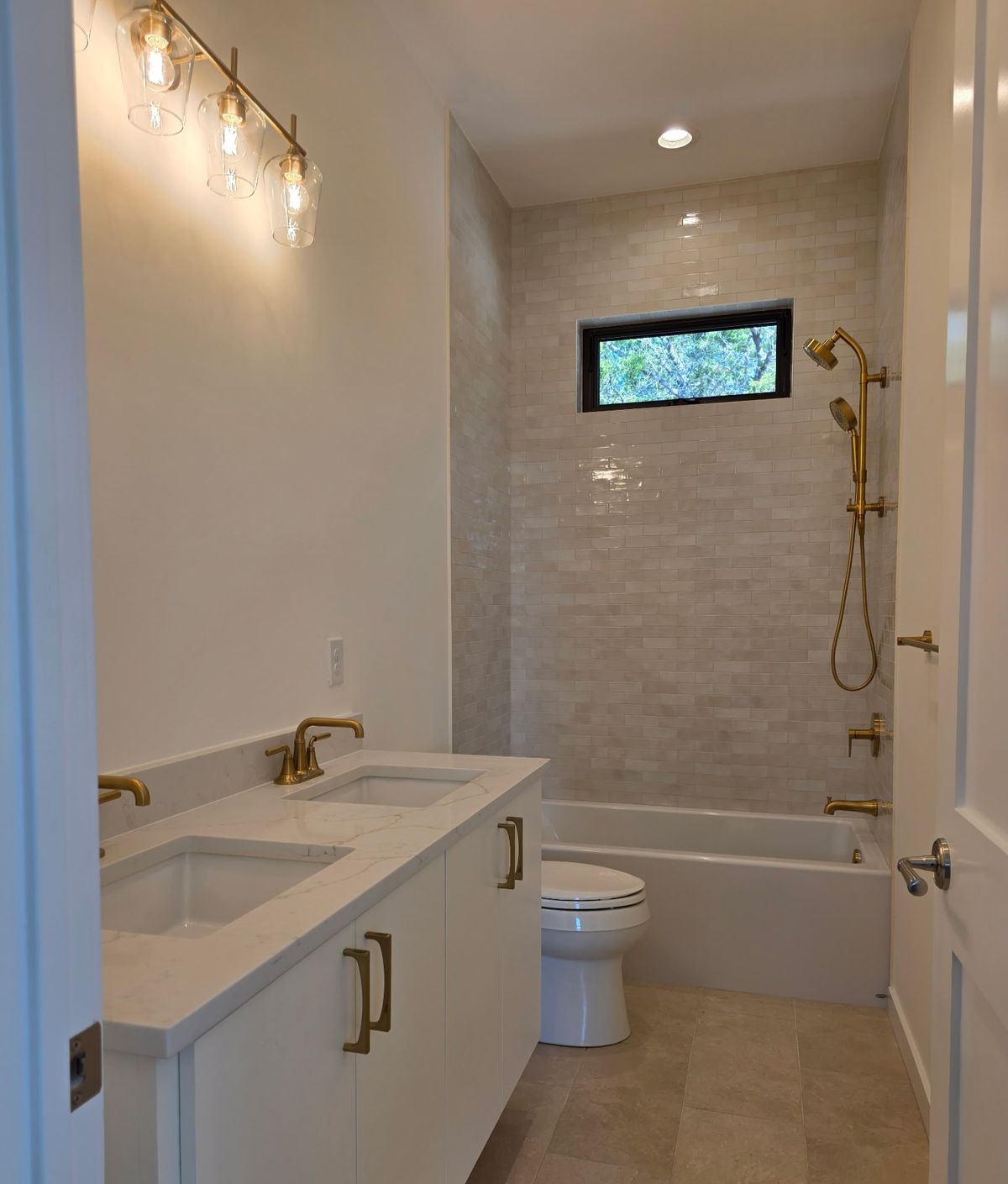 interior bldg a1.JPG