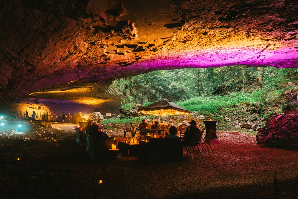 The Caverns_The Lounge_Bigmouth Cave-20 - 1000px.jpg