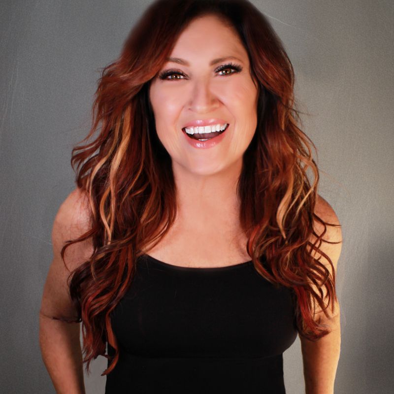 Jo Dee Messina SQ 800px.jpg