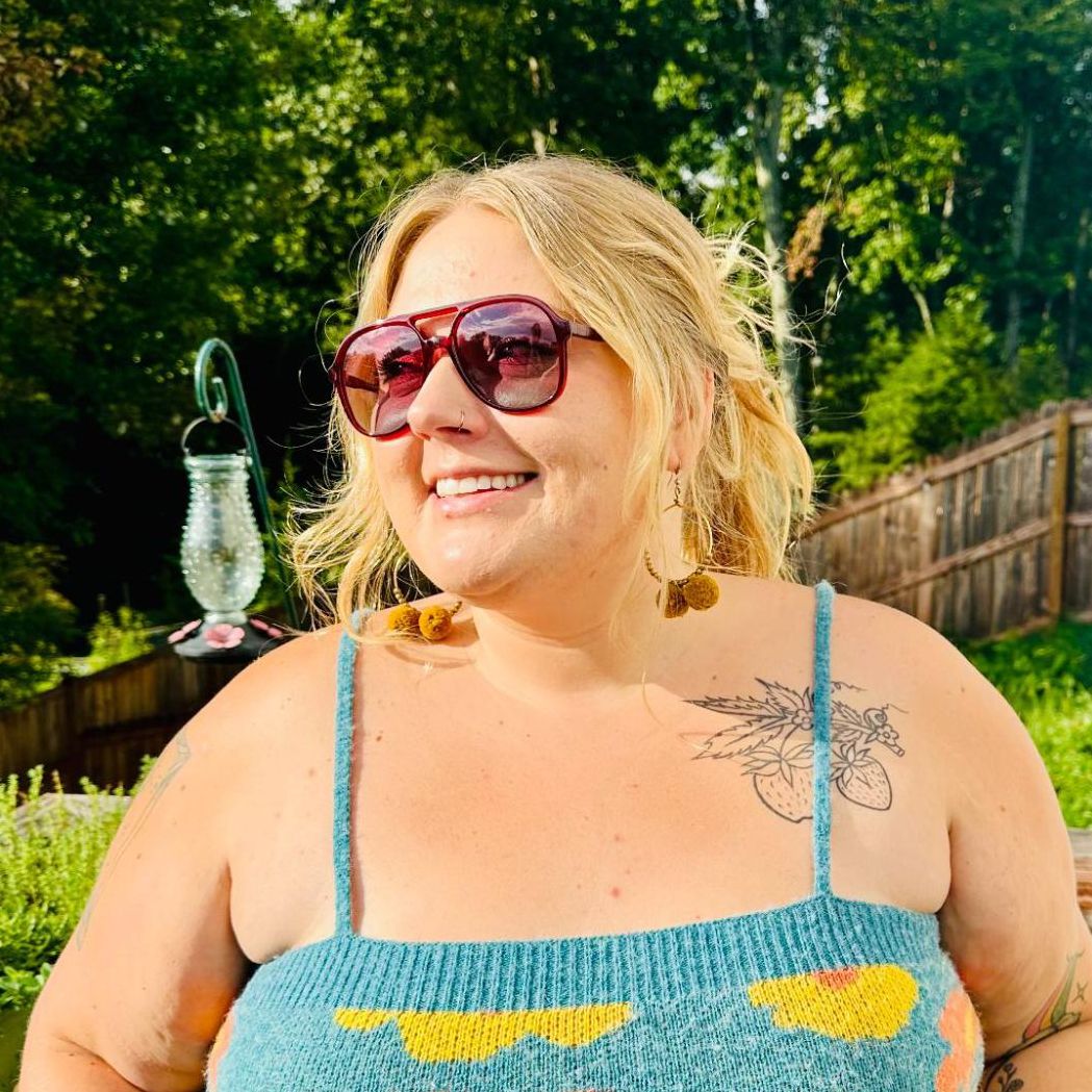 Emily Elizabeth SQ.jpg