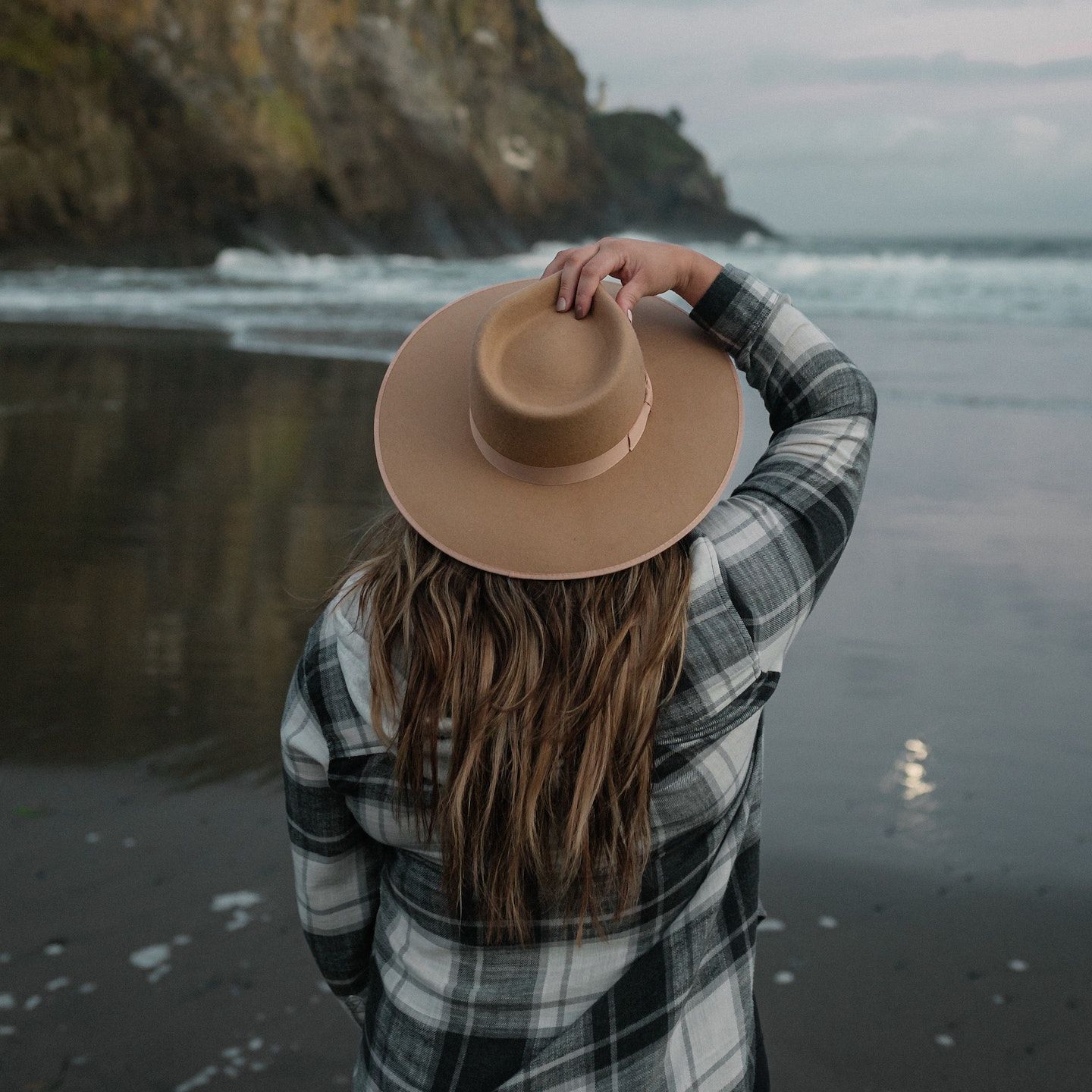 Moisturize Hair for Cold Weather