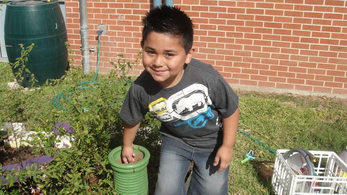 Greening Your Schoolyard environmental education in Austin, TX, a program of Children in Nature Collaborative of Austin (CiNCA) Greening Your Schoolyard environmental education in Austin, TX