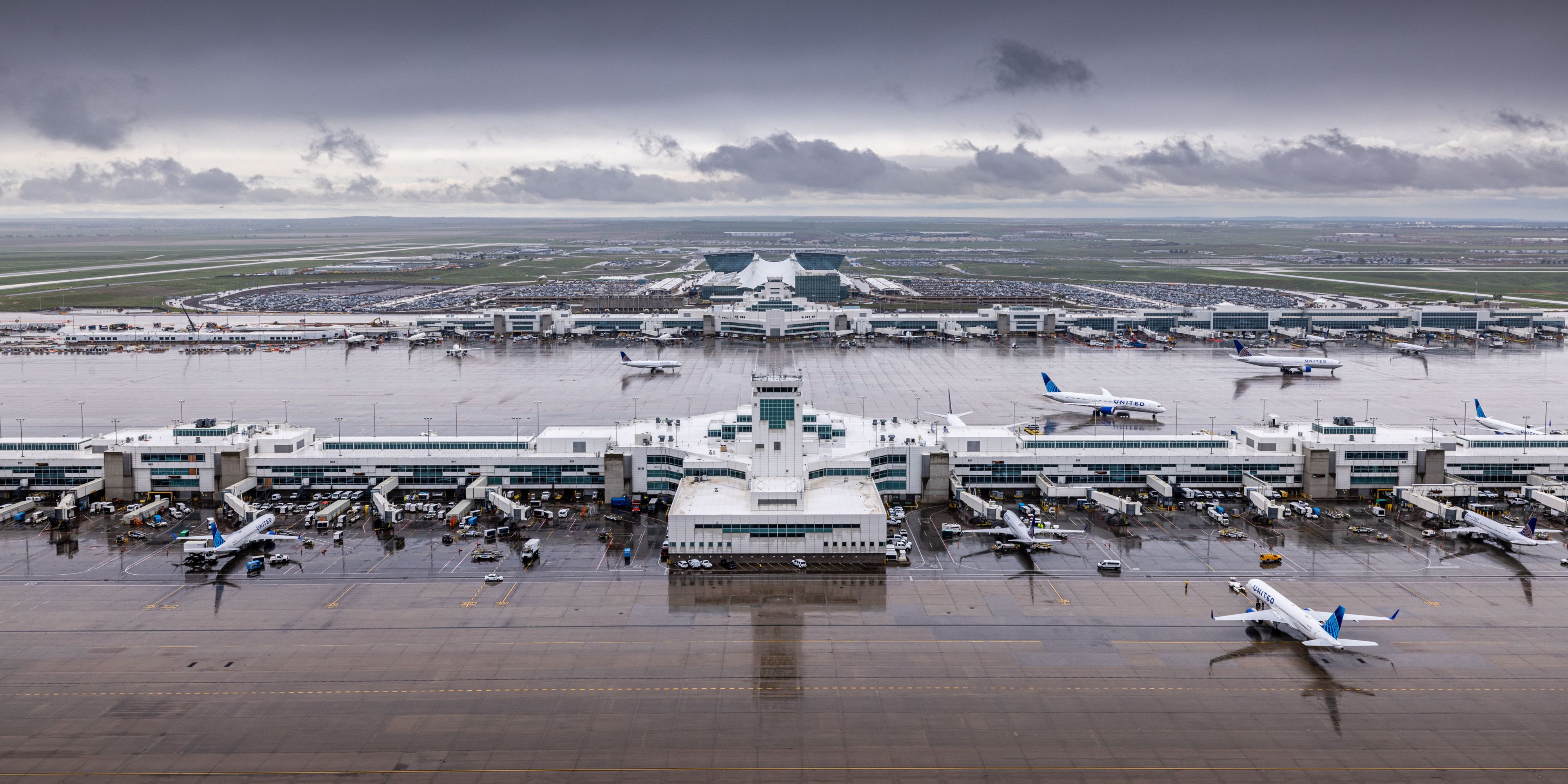 DEN Taxiway EE Construction