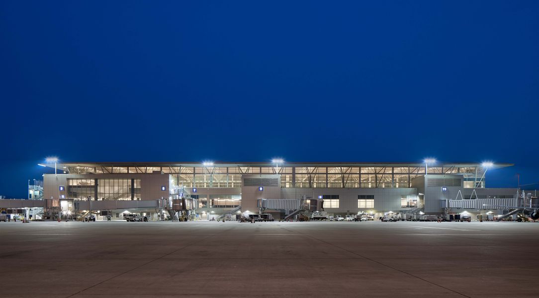 Terminal/Apron Expansion and Improvements | Sunland Group, Inc.