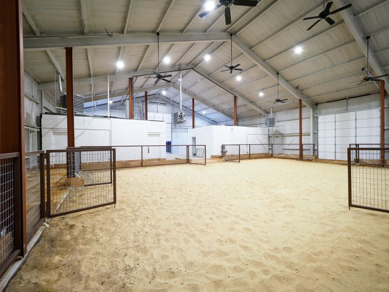 HISD Animal Barn and Practice Facility 
