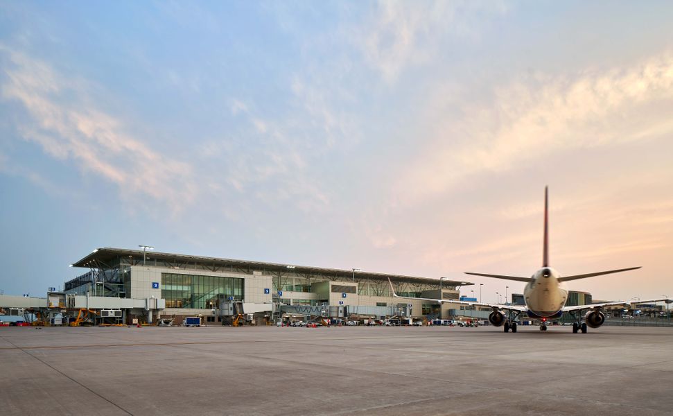 Terminal/Apron Expansion and Improvements Sunland Group, Inc.