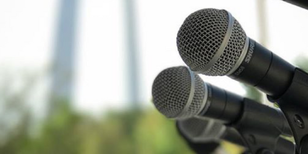 Shure wireless microphones at an outdoor concert in St. Louis