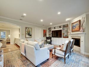 2206 Townes Ln-MLS_Size-014-53-Family 074-1024x768-72dpi - Copy (2).jpg