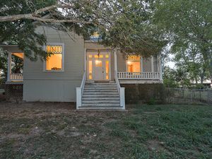 9305 Happy Trail Austin TX-MLS_Size-016-exterior22-1024x768-72dpi.jpg