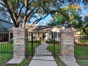 2206 Townes Ln-MLS_Size-002-55-Exterior Front 002-1024x768-72dpi - Copy - Copy.jpg