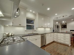 2705 Mountain Laurel Ln-MLS_Size-018-14-Kitchen and Breakfast 016-1024x768-72dpi.jpg
