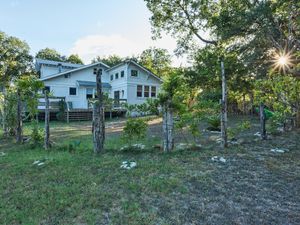 9305 Happy Trail Austin TX-MLS_Size-021-exterior27-1024x768-72dpi.jpg