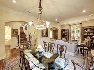 1607 Preston Ave-MLS_Size-028-26-Formal Area 005-1024x768-72dpi.jpg