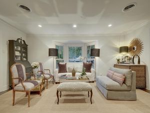 2705 Mountain Laurel Ln-MLS_Size-014-23-Formal Living 035-1024x768-72dpi.jpg