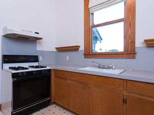 9305 Happy Trail Austin TX-MLS_Size-040-kitchen2-1024x768-72dpi.jpg