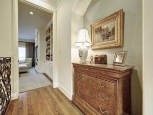 1607 Preston Ave-MLS_Size-047-48-Other Upper Hall 002-1024x768-72dpi.jpg