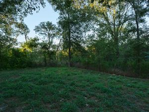 9305 Happy Trail Austin TX-MLS_Size-018-exterior24-1024x768-72dpi.jpg