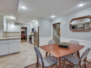 015_ Breakfast-Kitchen.jpg