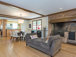 4 Green Ln Austin TX 78703 USA-MLS_Size-012-family5-1024x768-72dpi.jpg