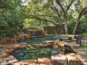 4 Green Ln Austin TX 78703 USA-MLS_Size-033-pool9-1024x768-72dpi.jpg