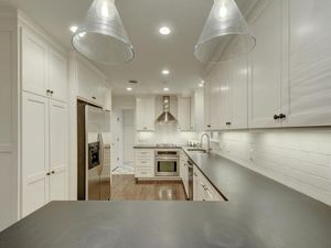 2705 Mountain Laurel Ln-MLS_Size-020-5-Kitchen and Breakfast 019-1024x768-72dpi.jpg