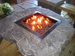 stone_fire_pits_minneapolis-300x225.jpg