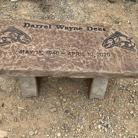 Memorial Bench 18" x 48"