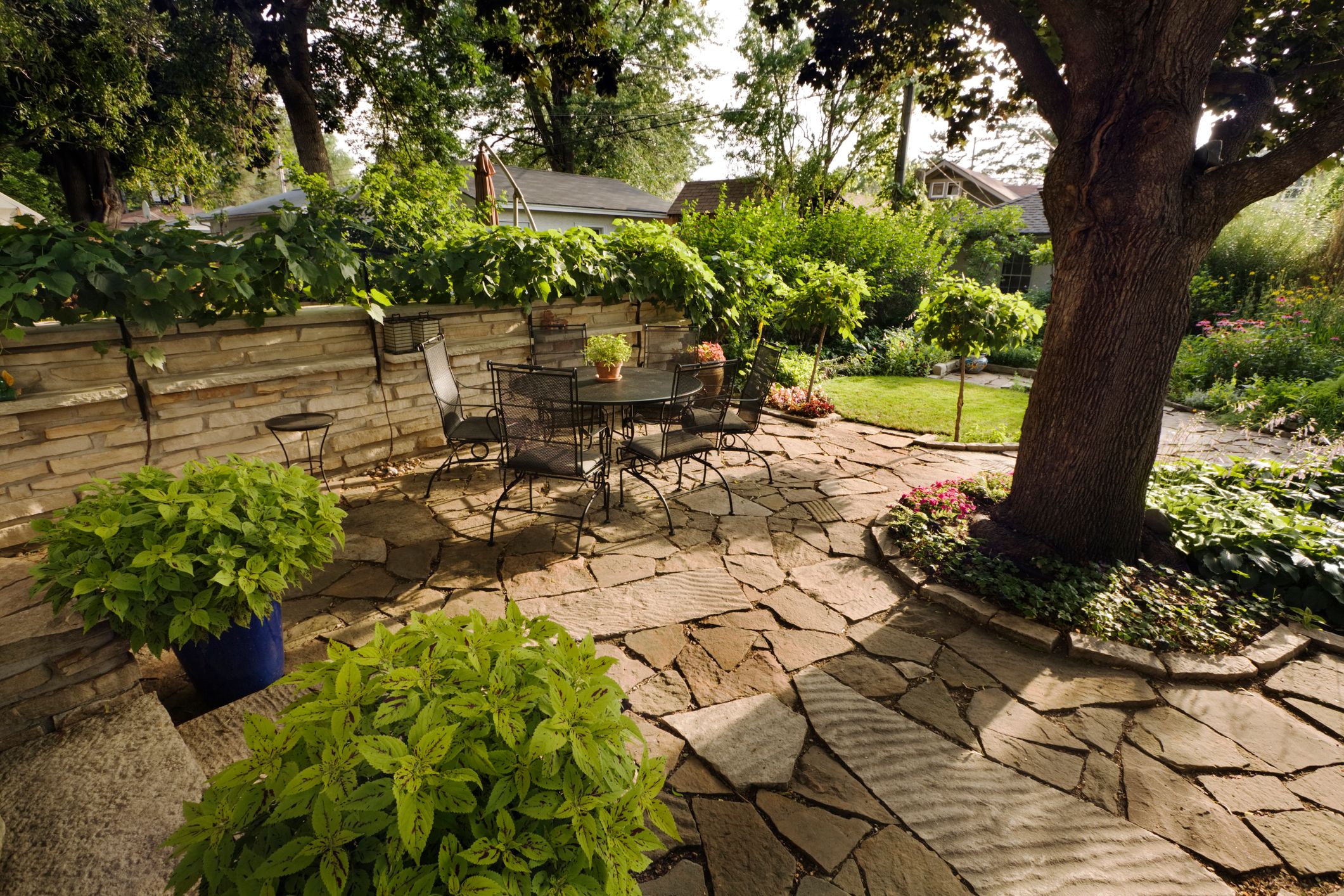 Patio Stones and Blocks - Daniel Stone and Landscaping Supplies