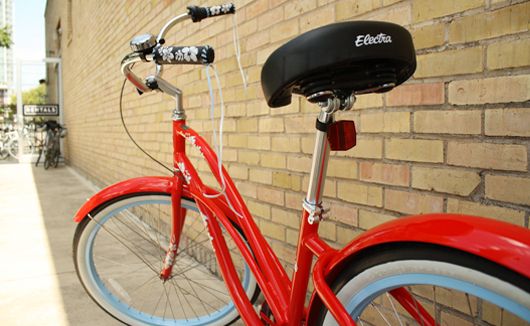 red electra bike