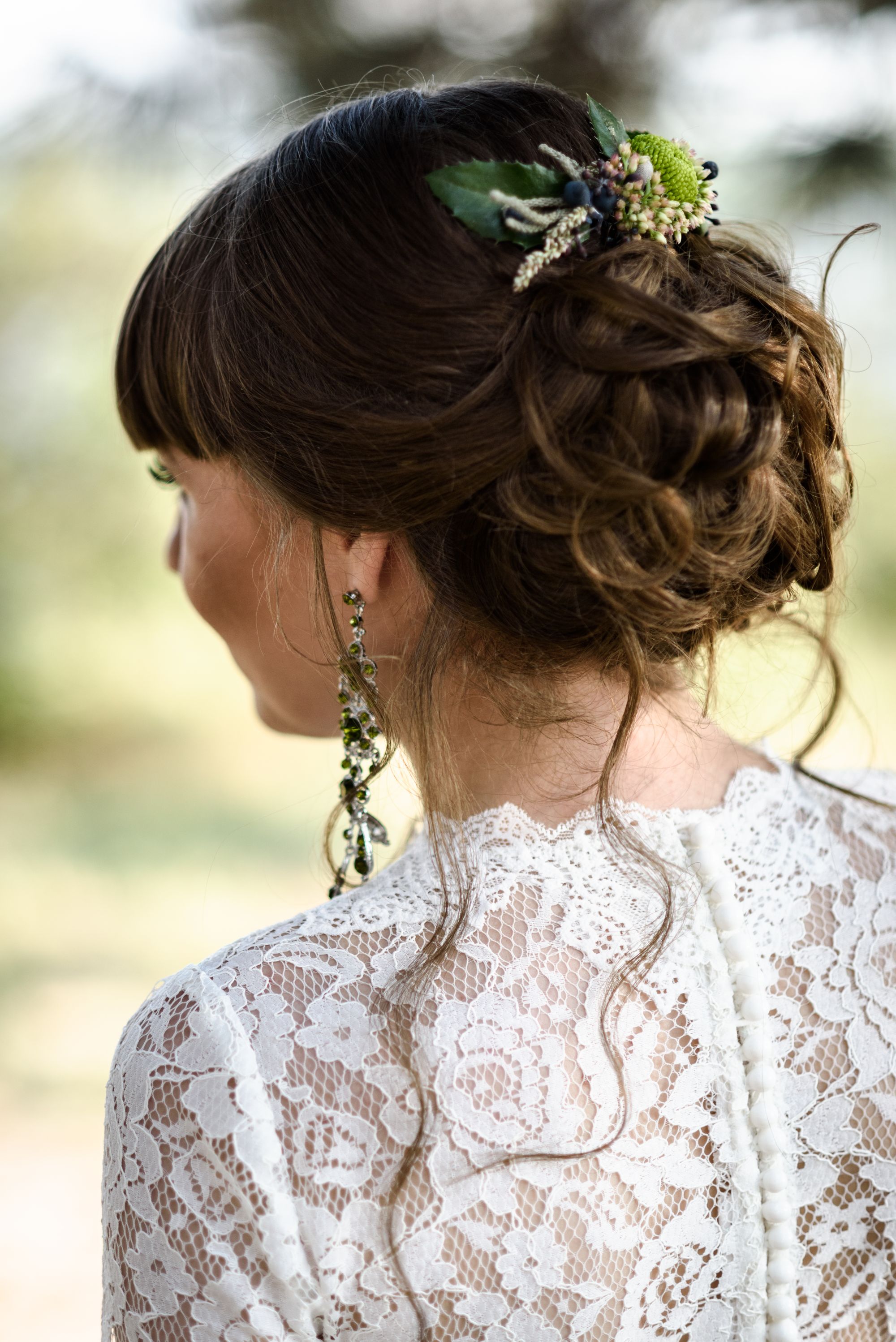 bride-hair-back-LNMQPCW.jpg