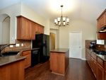 014_Kitchen.jpg
