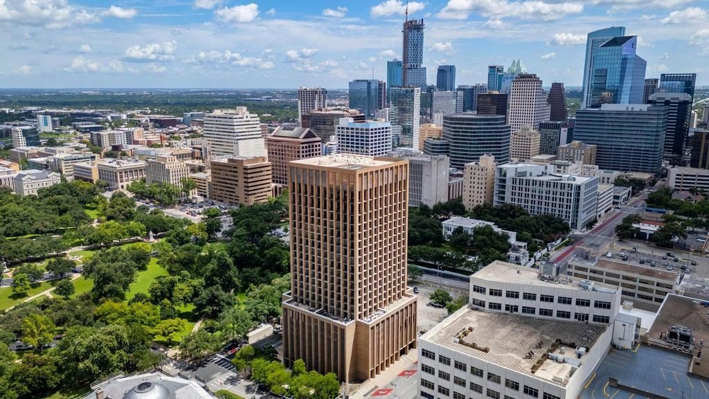 imgi_2_getimageonline (1).jpg