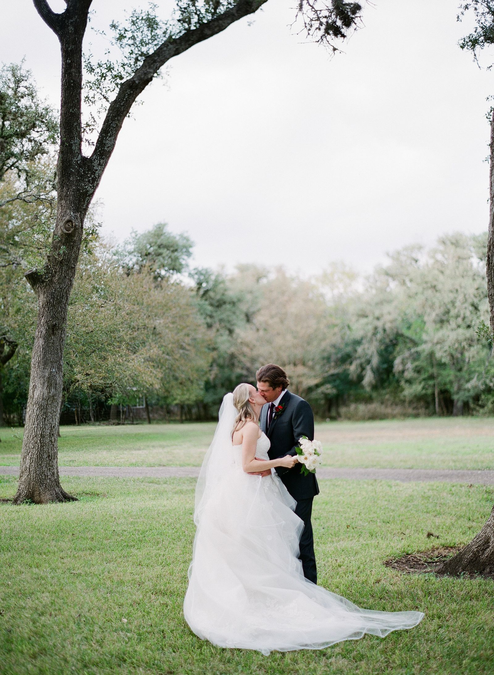 Spring Garden Wedding at The Winfield Inn