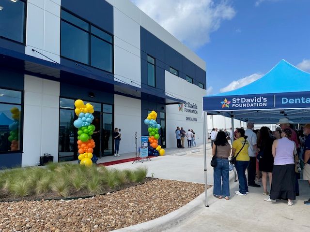 st-davids-foundation-dental-hub-ribbon-cutting.jpg
